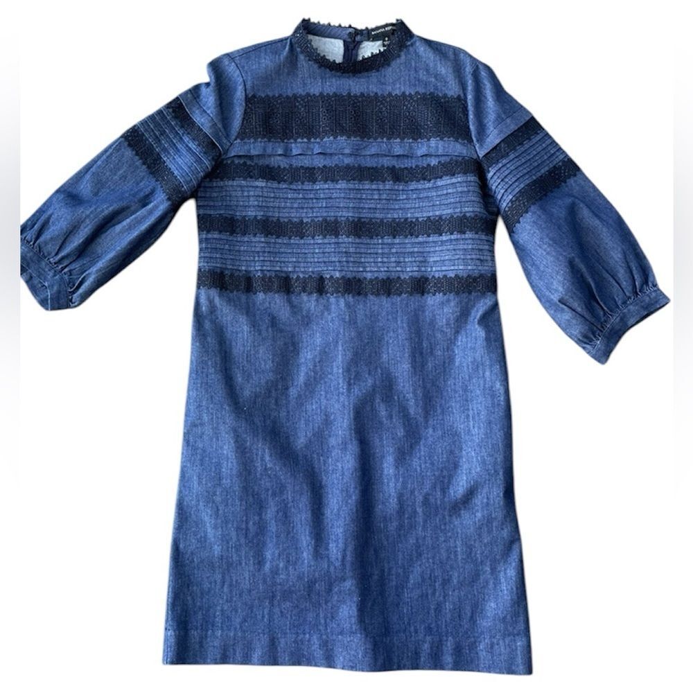 Banana Republic Pintuck & Lace Shift Dress,‎ Rinse Size 8 - Picture 5 of 9